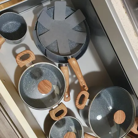 Balcan Home- Metro B *