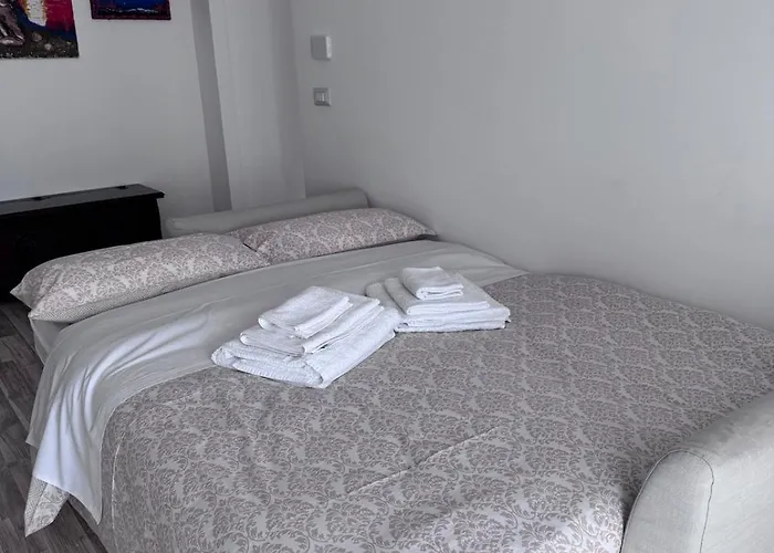 Balcan Home- Metro B *