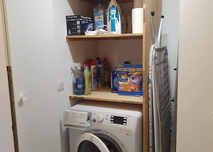 Balcan Home- Metro B 로마