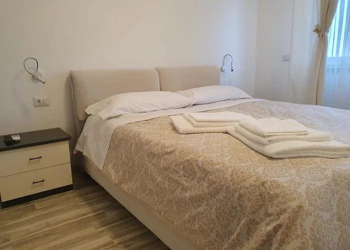 Balcan Home- Metro B 로마